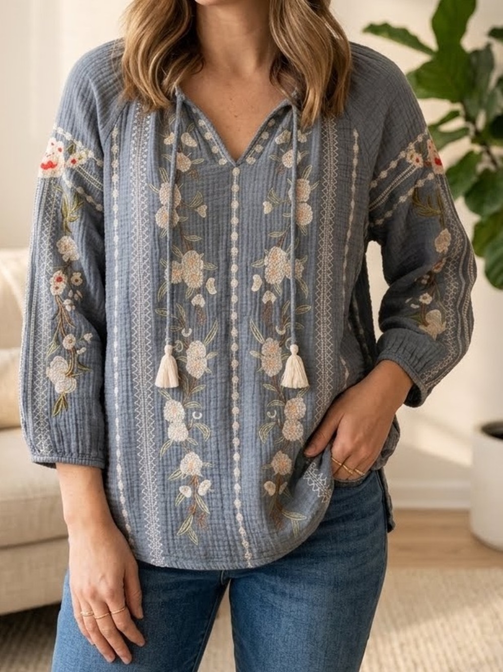 Johnny Was Workshop Gray Cream Embroidered Floral V-Neck Tunic Tassels medium